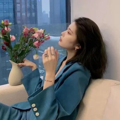 独特的2025女生头像图片