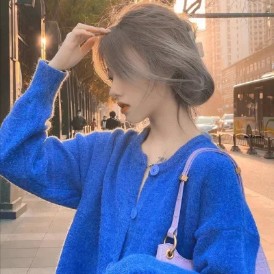 精选2025新款女生头像图片