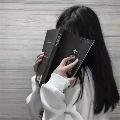 精选2025新款女生头像图片