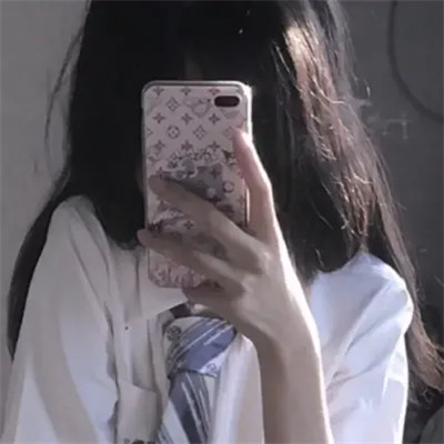 精选2025新款女生头像图片