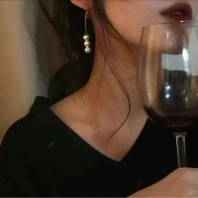 头像图片2025最新款女生
