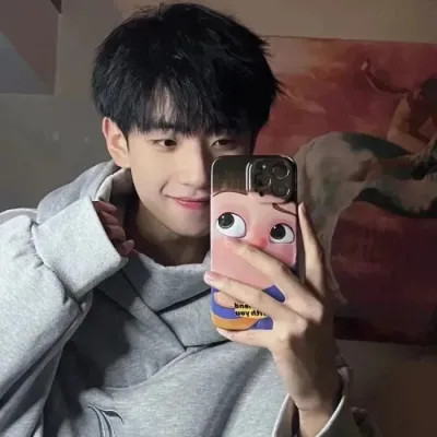 2025年最新真人男生头像高清大图