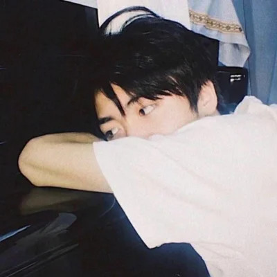 2025年最新真人男生头像高清大图