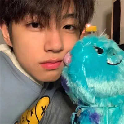 真人男生高清头像图片