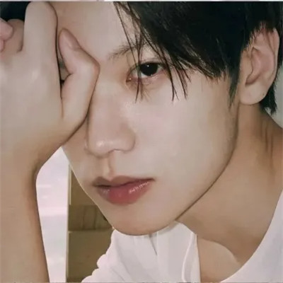真人男生高清头像图片