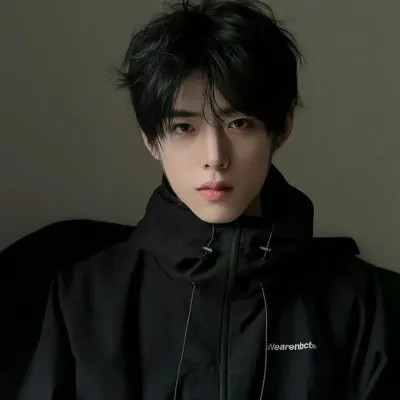 真人男生高清头像图片