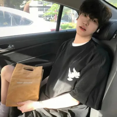 真人男生高清头像图片