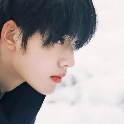 真人男生高清头像图片