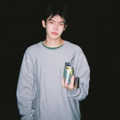 真人男生高清头像图片