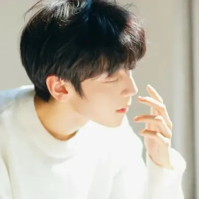 真人男生高清头像图片