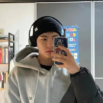 高清无水印真人男生头像图片
