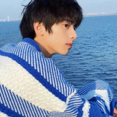 高清无水印真人男生头像图片