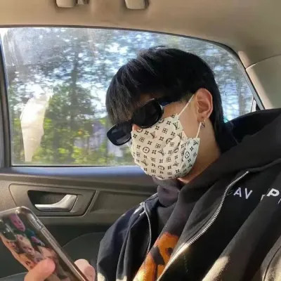 高清无水印真人男生头像图片