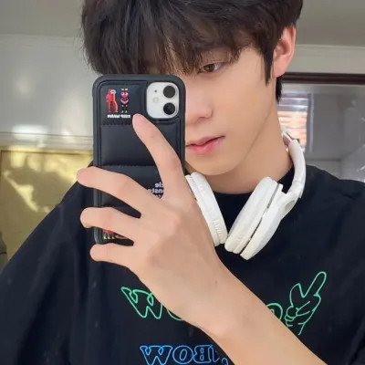 高清无水印真人男生头像图片