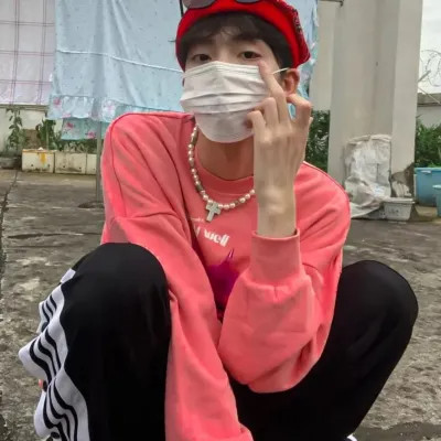 高清无水印真人男生头像图片