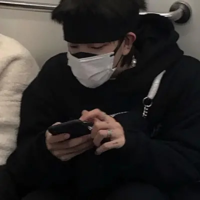 高颜值真人男生头像图片