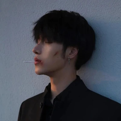 高颜值真人男生头像图片