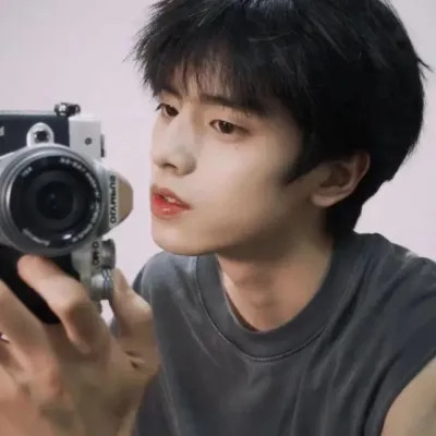 高颜值真人男生头像图片