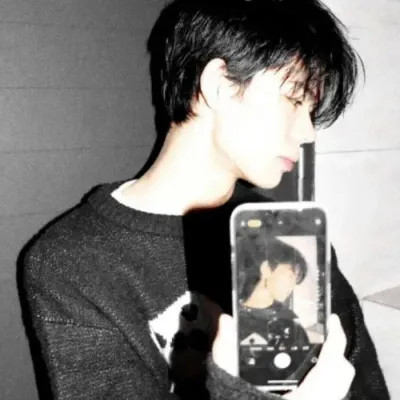 高颜值真人男生头像图片