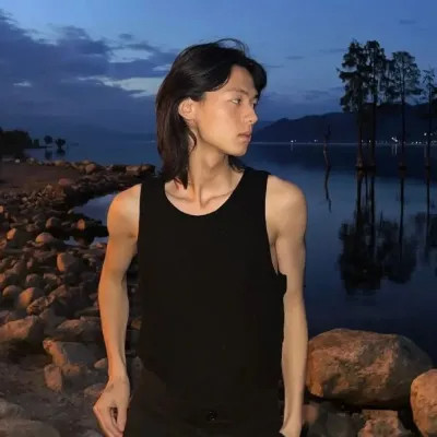 高颜值真人男生头像图片