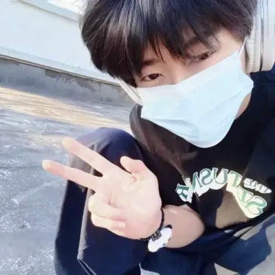 超级好看的真人男生头像图片