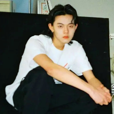 超级好看的真人男生头像图片