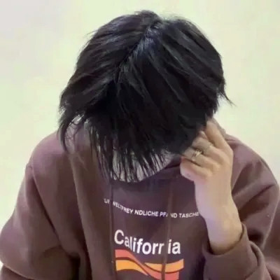 超级好看的真人男生头像图片