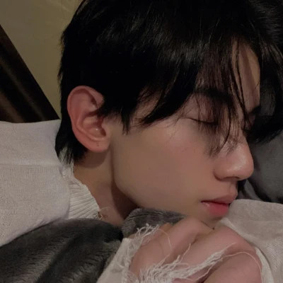 个性真人男生头像图片