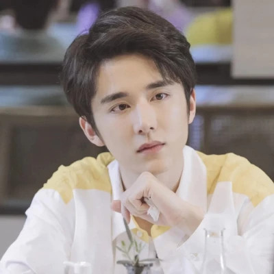 完美细节真人男生头像图片