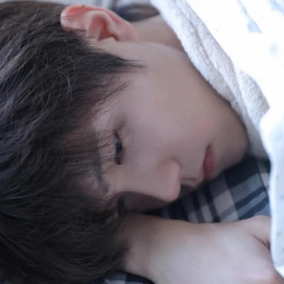 完美细节真人男生头像图片