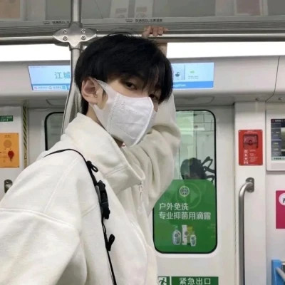 完美细节真人男生头像图片