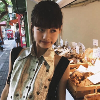 真人微信女生头像图片