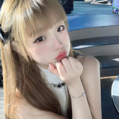 真人微信女生头像图片
