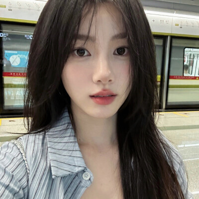 真人微信女生头像图片