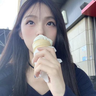 真人微信女生头像图片
