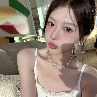 真人微信女生头像图片
