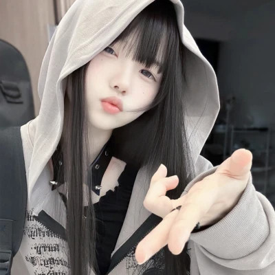 真人微信女生头像图片