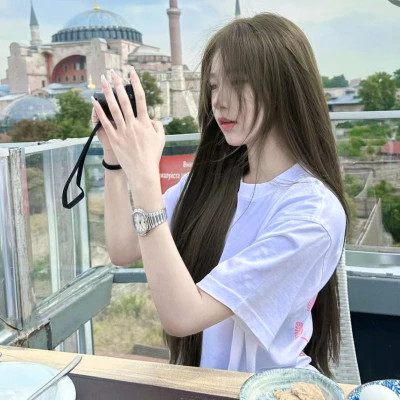 真人微信女生头像图片