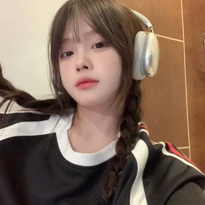 真人微信女生头像图片