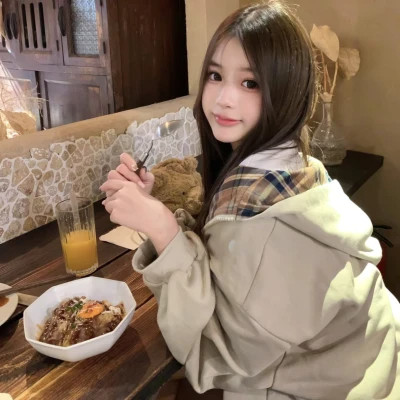 真人微信女生头像图片