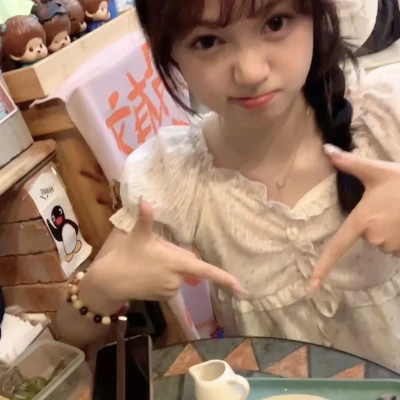 真人微信女生头像图片