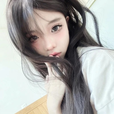 真人微信女生头像图片