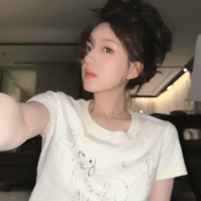 真人微信女生头像图片