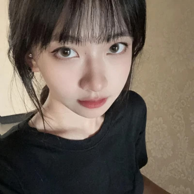 真人微信女生头像图片
