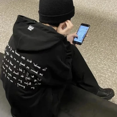 2025年最潮流微信男生头像图片