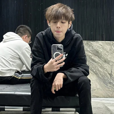 微信男生头像图片2025年流行款