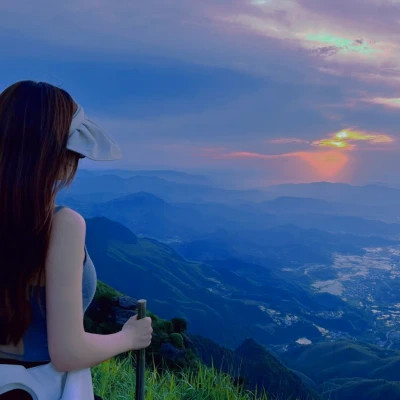 2025年不露脸女生头像