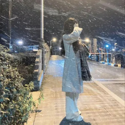 不露脸头像女