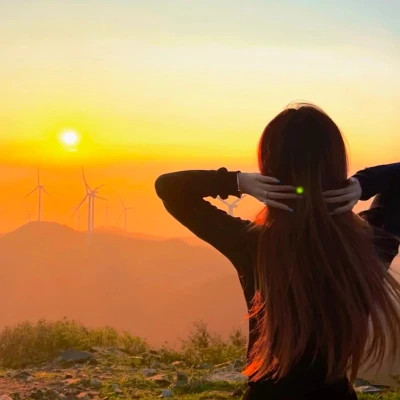 美女看不到脸头像图片