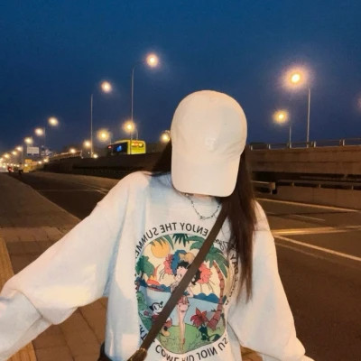 美女看不到脸头像图片